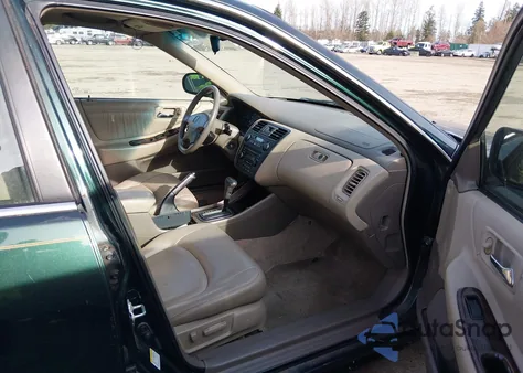 2001 Honda Accord 3.0 Ex из США, поврежденный, VIN 1HGCG16581A003937